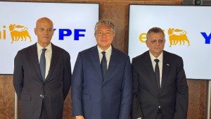 YPF y Eni sellaron un paso clave en el GNL y van tras un financiamiento de US$20.000 millones