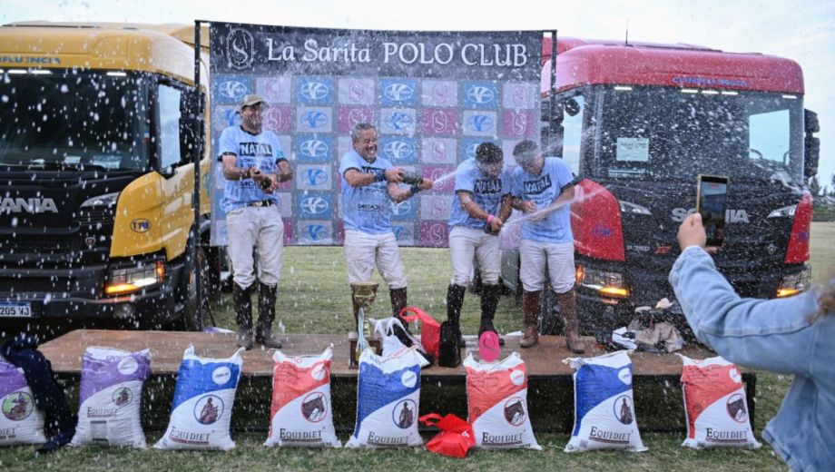 Hubo descorche y fue del equipo celeste en La Sarita. (Florencia Salto)