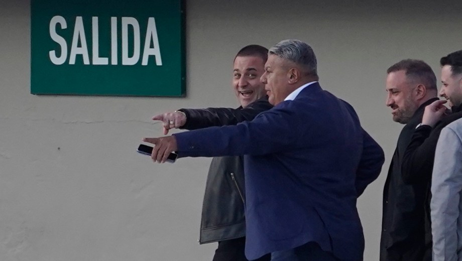Pablo Toviggino, N°2 de Chiqui Tapia, salió al cruce de Verón. (Foto: Clarín Fotos)