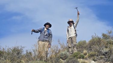 Mapas y descubrimientos geológicos en Río Negro: estudiantes de UNRN realizaron prácticas cerca de Ruta 40 y Ruta 23
