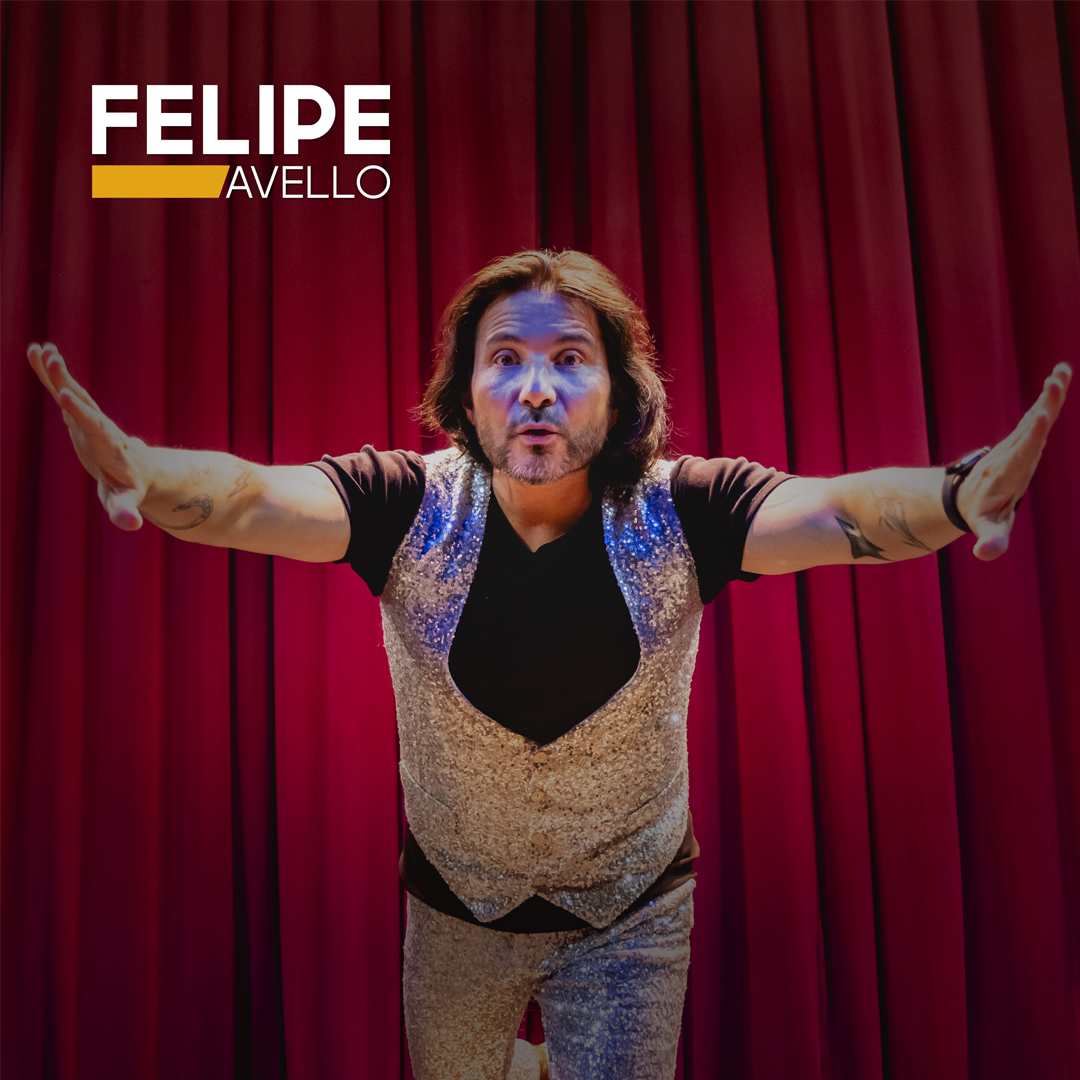 Felipe Avello – Internacional