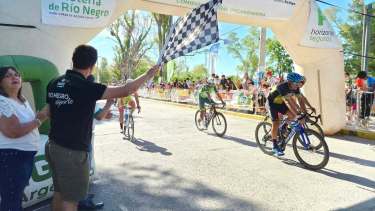 Leandro Velárdez se quedó con la 82° edición de la Vuelta del Valle