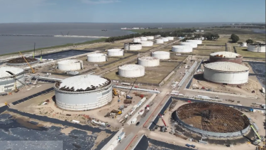 Clave para el petróleo de Vaca Muerta: Puerto Rosales sumará dos nuevos tanques antes de fin de año