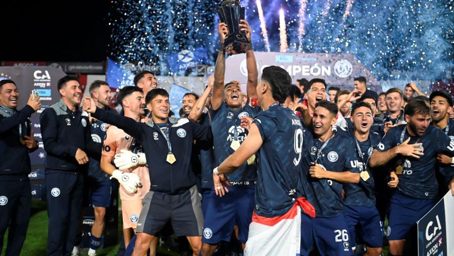 Es el primer título de la historia para la Lepra mendocina, que jugará la Copa Libertadores. (Clarín Fotos)