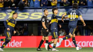 Boca aseguró el primer puesto en su zona: le ganó a Tigre con goles de Costa y Cavani