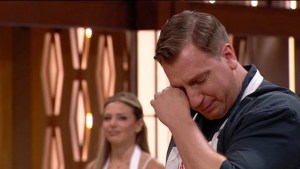 Maxi López se quebró en MasterChef y Wanda lo consoló: el motivo que lo hizo llorar en vivo