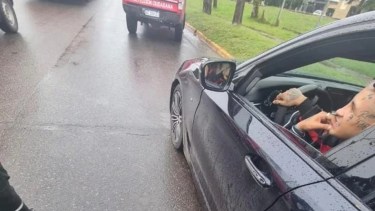 L-Gante fue demorado en un control policial por conducir con la licencia inhabilitada