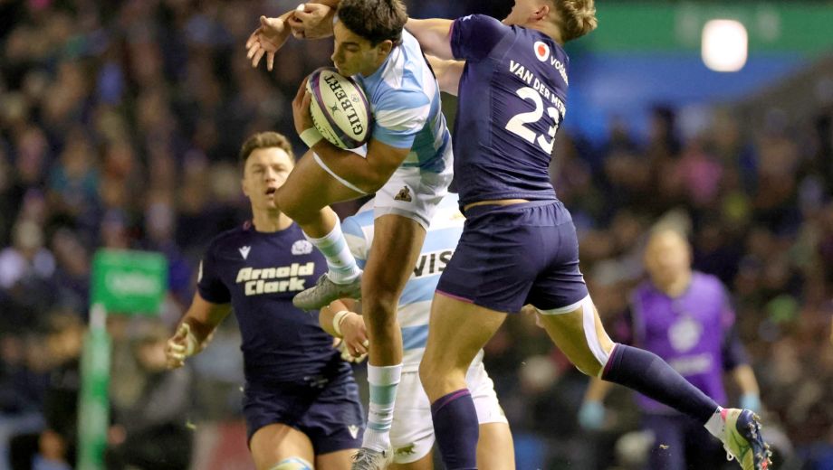 Santiago Carreras se perfila para ser titular ante La Rosa. (AP)