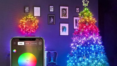 Cómo hacer un árbol de Navidad tecnológico: los elementos que debe tener este 2025