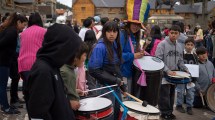 Imagen de Con música, disfraces y juegos, los niños y adolescentes defendieron sus derechos en Bariloche