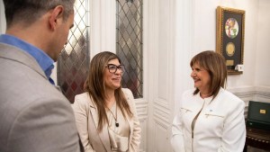 La Libertad Avanza sumó una nueva diputada: Patricia Bullrich le dio la bienvenida