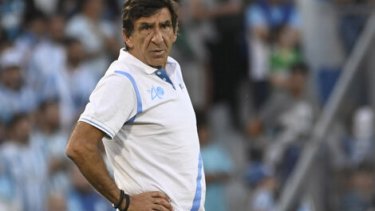 Racing empató con Central Córdoba y Milito reafirma su confianza en Costas
