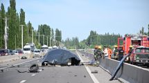 Imagen de Las víctimas del trágico choque de la Ruta 22 eran de Catriel: quiénes eran las mujeres y qué se sabe de los niños