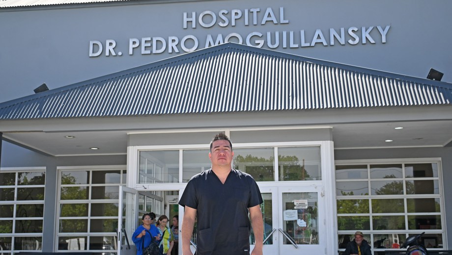 El nuevo director del hospital de Cipolletti asumió el viernes pasado. Foto: Flor Salto.