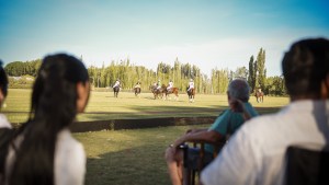 Un fin de semana distinto: vuelve el torneo de polo más grande de la Patagonia a La Sarita Polo Club
