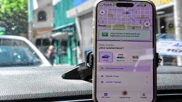 Por ordenanza: otra ciudad de Neuquén habilita las aplicaciones de transporte como Uber y Cabify