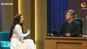 Rosalía reveló que lee tango y a Carlos Gardel para escribir sus canciones