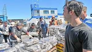 Chubut: Ignacio Torres prepara un cambio tras la tormenta en el sector pesquero