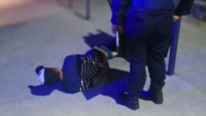 Robó una billetera, usó los datos y gastó $150 mil en El Bolsón: un detalle lo delató y quedó detenido