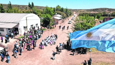 Un pueblo de Vaca Muerta se podrá iluminar de noche con energía renovable