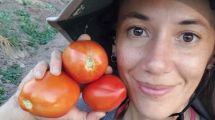 Imagen de Mariela Jara, la joven agricultora que eligió quedarse en la tierra