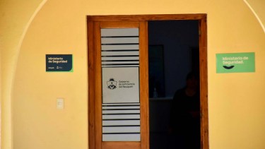 Estatales de Neuquén cobran con aumento: la inflación de marzo arrojó una suba mayor a la esperada