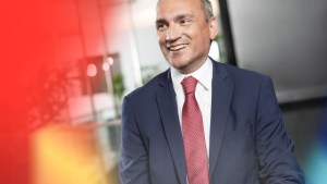 Alejandro Servide: “La IA no viene a reemplazar al trabajador, sino a completarlo”