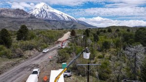 Paso fronterizo con Chile: Neuquén reactivó una obra eléctrica clave para el turismo en la temporada de verano