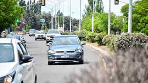 Luis Bertolini insiste con las fotomultas en Plottier: vetó la ordenanza que las había suspendido