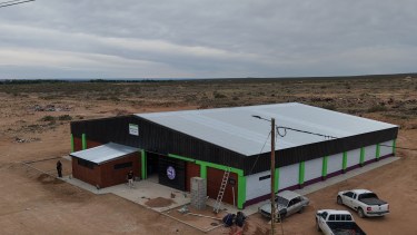 Refuerzan el suministro de agua con un nuevo reservorio al sur de Plaza Huincul