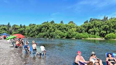 Navidad, calor y río: cuáles son los balnearios habilitados en el Alto Valle de Neuquén y Río Negro