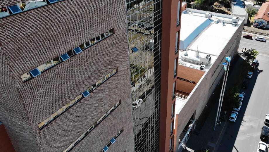 El debate oral se desarrolla en los Tribunales de Roca y continuará con la declaración de testigos y la incorporación de pruebas.
Foto Juan Thomes