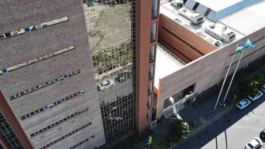 La ciudad judicial de Roca, donde se concentran los tribunales de la Segunda Circunscripción Judicial. (Foto: Juan Thomes)