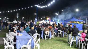 Cierre del Festival de la Sidra 2025 en Roca: a qué hora toca Turf, ¿llegan las tormentas este domingo?