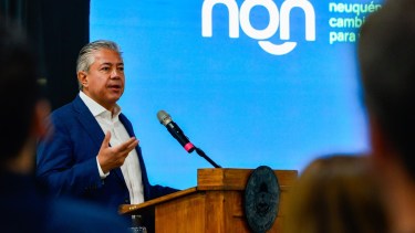 Neuquén junto a YPF comprará netbooks, pantallas y robots para distribuir en casi 700 escuelas