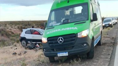 Fuerte choque en la Ruta 151: una mujer de 34 años está en estado crítico en el hospital de Catriel