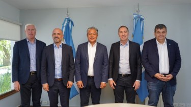 El faro alumbra más allá de Vaca Muerta