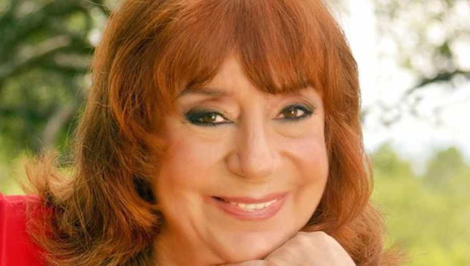 Ludovica Squirru: predicciones.-