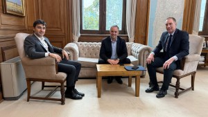 Debut de Santilli con promesas en borrador