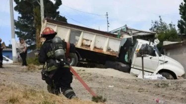 Un hombre murió arrollado por su propio camión en Comodoro Rivadavia 