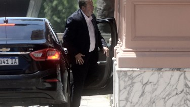 Un alivio local y la atención por Invap