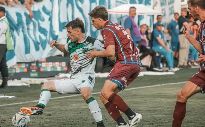 Godoy Cruz y San Martín de San Juan empataron 0 a 0 en el Clásico de Cuyo. 