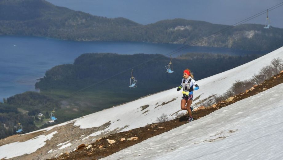 En esta edición, la 22, los atletas podrán llegar hasta la cima del Cerro Bayo. (Prensa K42)