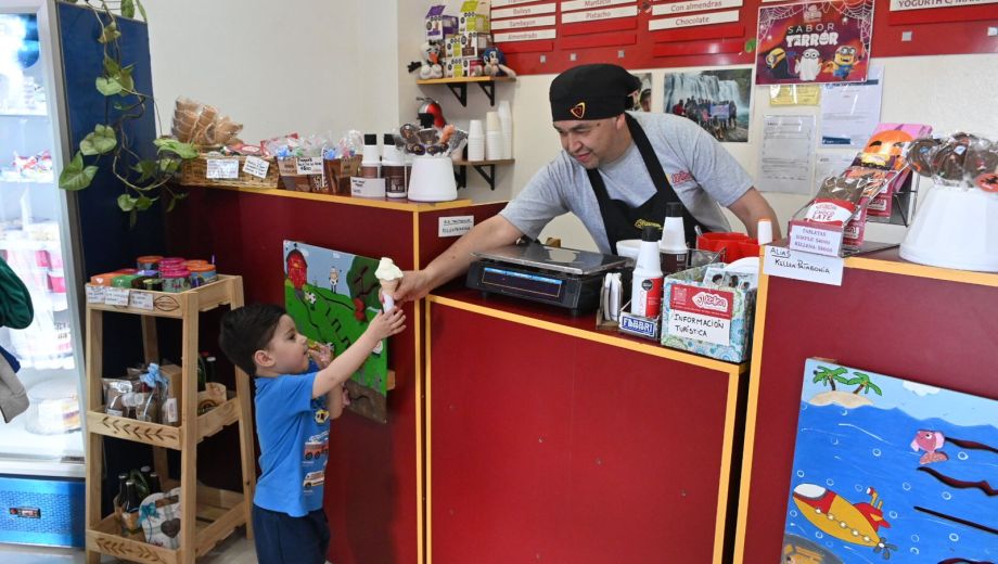 Kellen tiene dos locales en Dina Huapi. Foto: Alfredo Leiva