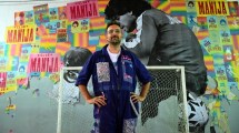 Imagen de Santiago Spigariol, el artista de Viedma que convirtió su admiración por Maradona en arte colectivo