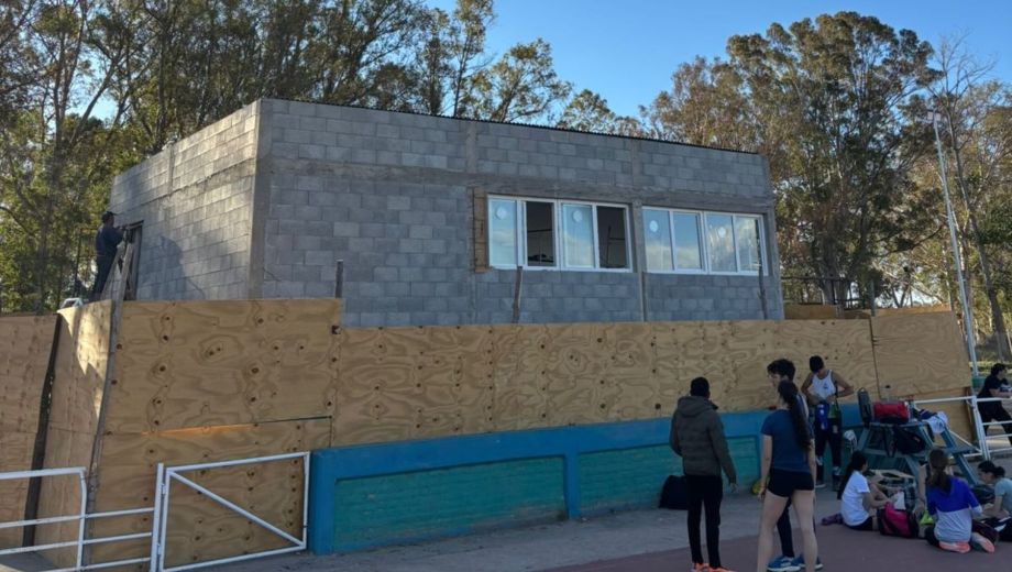 La cabina de foto finish será inaugurada este sábado en la pista de la Ciudad Deporiva. 