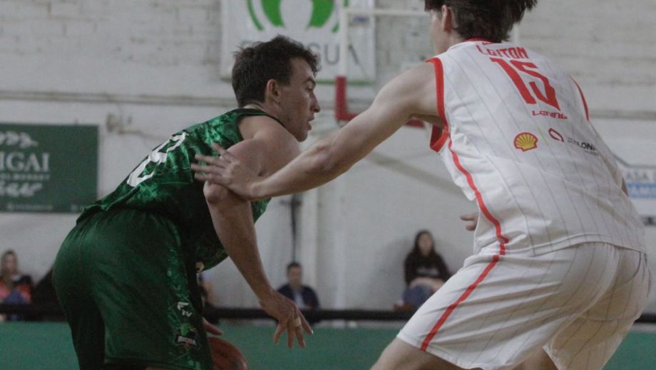 Francisco González fue determinante en la victoria de Biguá, que le igualó la serie a Independiente. (Archivo Oscar Livera)