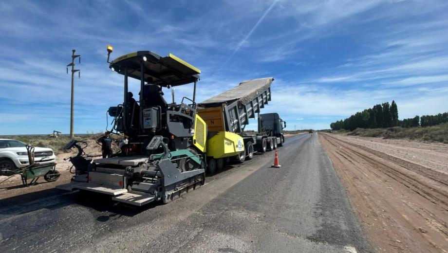 Vialidad Nacional ya comenzó con tareas de reparación en la Ruta 151. Foto Gentileza: Municipio de Catriel.