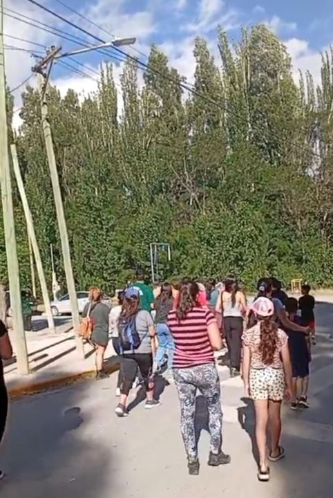 Qué sabe de la salud de la nena atropellada por un patrullero en Plottier - Image 2