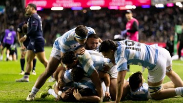 Los Pumas meten cinco cambios para la visita a Inglaterra en Twickenham
